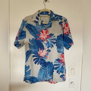 TOMMY BAHAMA MEN’S HAWAIIAN SHIRT Sz Small